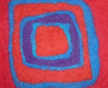 Bez drapania, bez przegrzania: merino vs. zwykła wełna w garderobie malucha