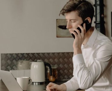 Oddaj obowiązki, wygraj czas: domowy outsourcing, który przyspieszy rozwój Twojego biznesu