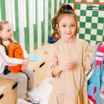 Zdrowe plecy od pierwszego dzwonka: przewodnik po szkolnych plecakach z atestem ortopedycznym